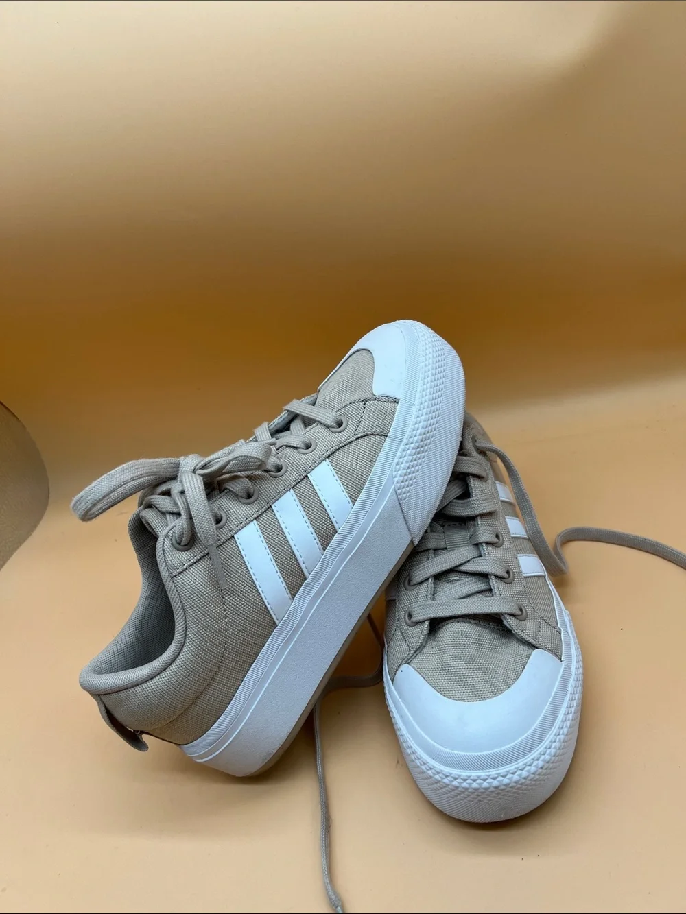 Adidas Women's Bravada 2.0 Platform 'Clay Brown' Shoes size 6